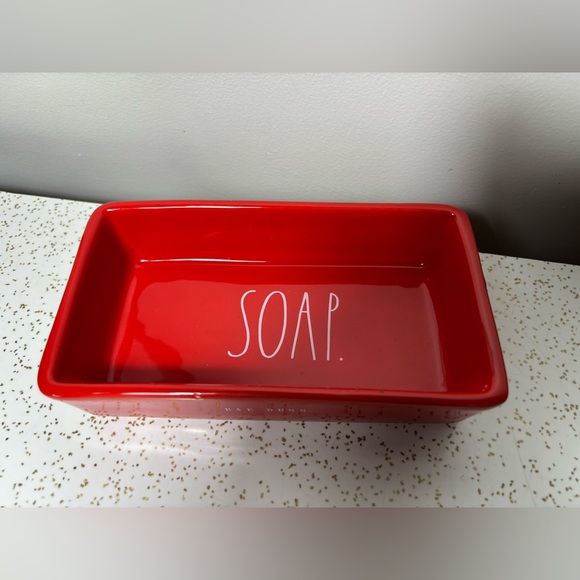 Red Rae Dunn soap dish - Picture 2 of 5